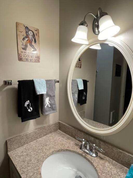 Unique Yeti-Theme Ski On Off Suite Jiminy-Sleeps 4 Hancock Kültér fotó