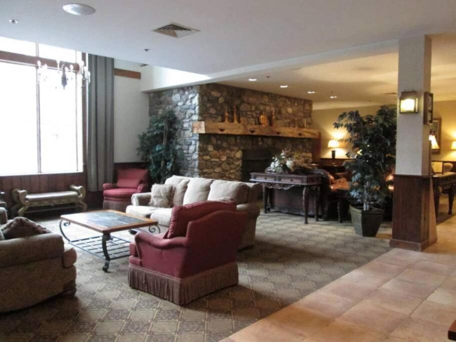 Unique Yeti-Theme Ski On Off Suite Jiminy-Sleeps 4 Hancock Kültér fotó