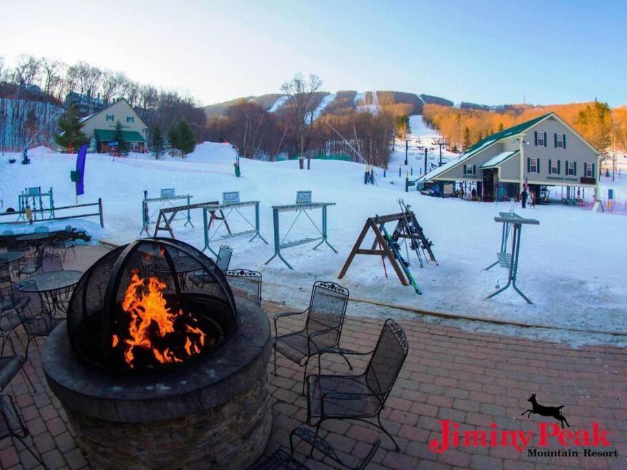 Unique Yeti-Theme Ski On Off Suite Jiminy-Sleeps 4 Hancock Kültér fotó